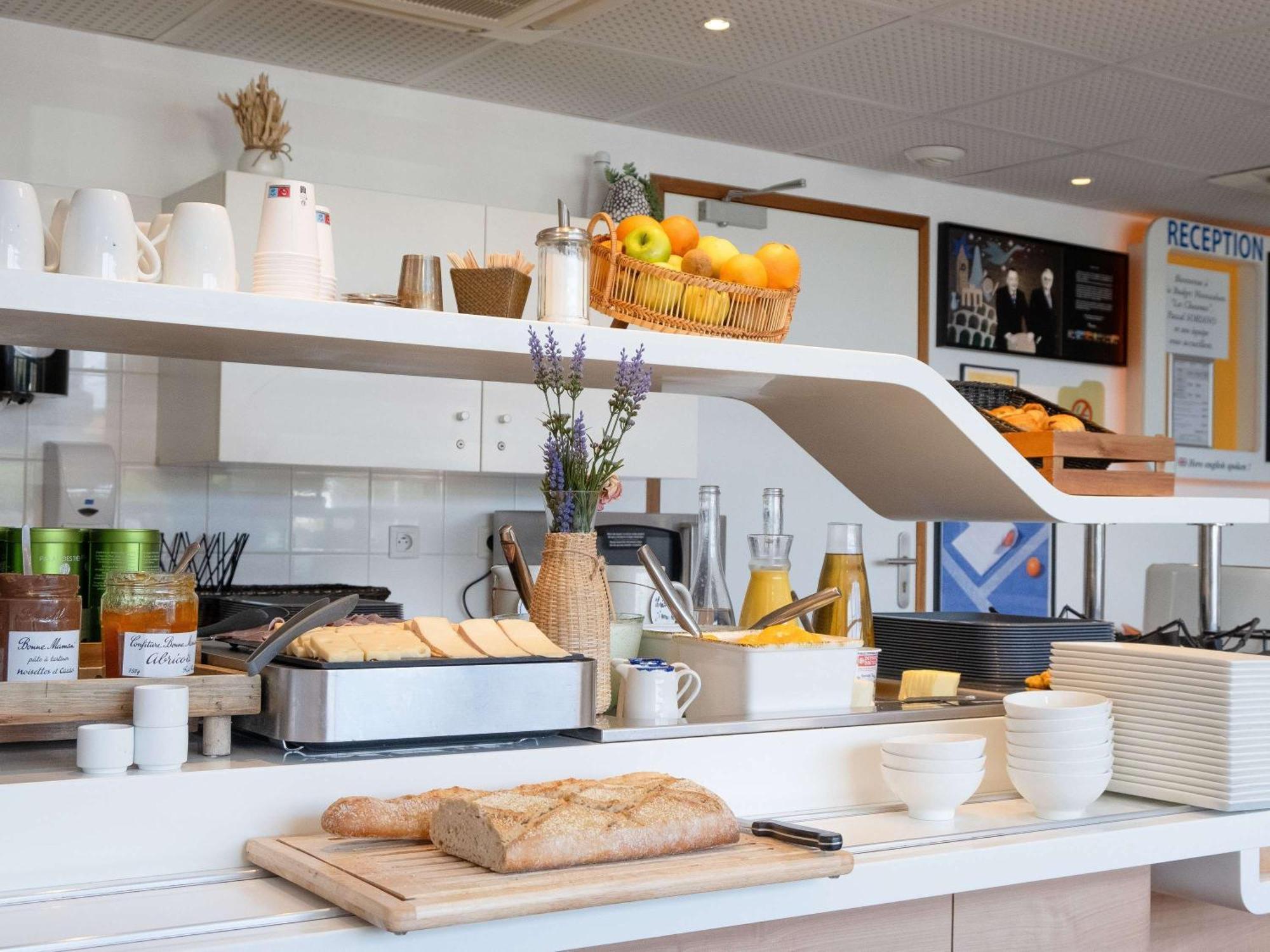 Ibis Budget Montauban Les Chaumes Экстерьер фото