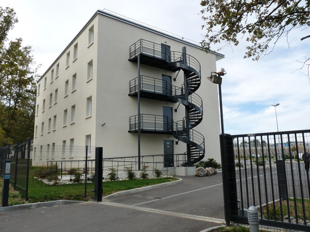 Ibis Budget Montauban Les Chaumes Экстерьер фото