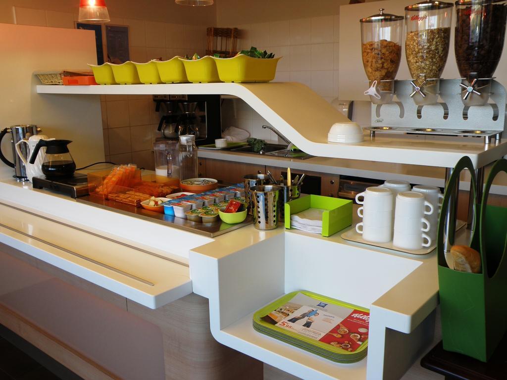 Ibis Budget Montauban Les Chaumes Экстерьер фото