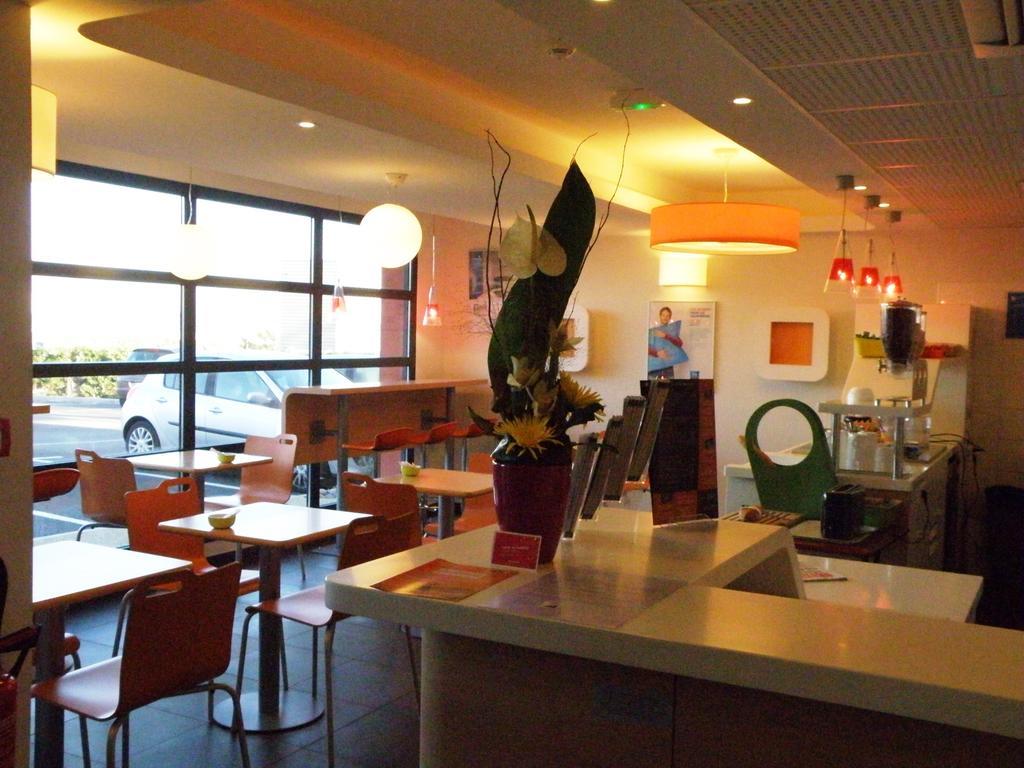 Ibis Budget Montauban Les Chaumes Экстерьер фото